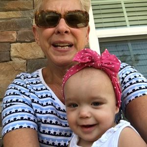 Meet your Posher, Joyce